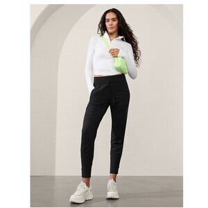 Athleta Attitude Mid Rise Jogger | Black | 10 Tall